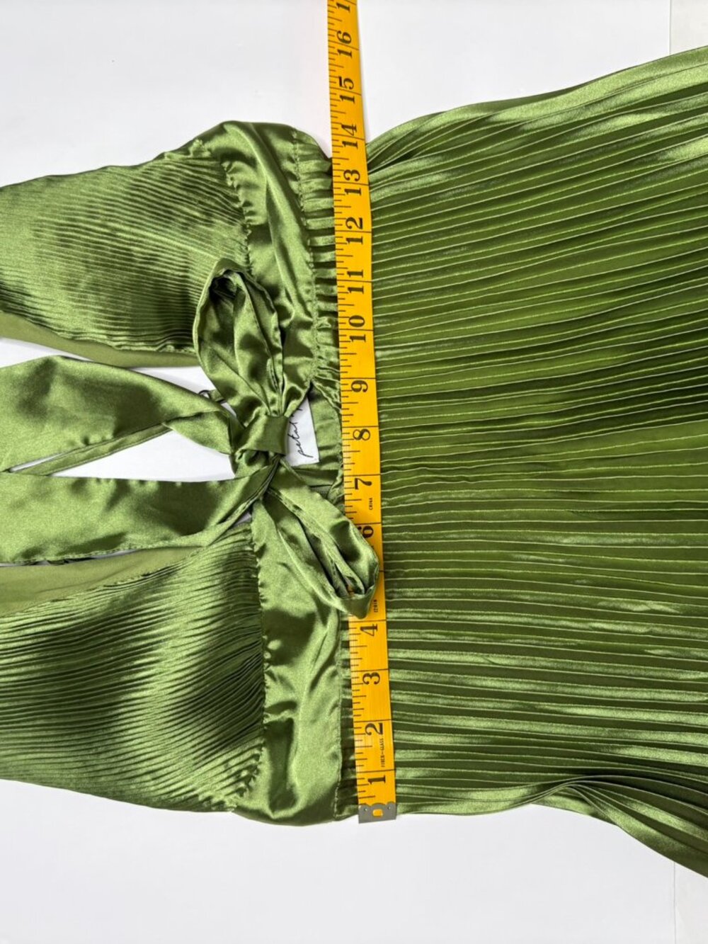 Petal & Pup Kris Plunge Neck Pleated Satin Gown – Olive Green – Small – NWT - Picture 6 of 15